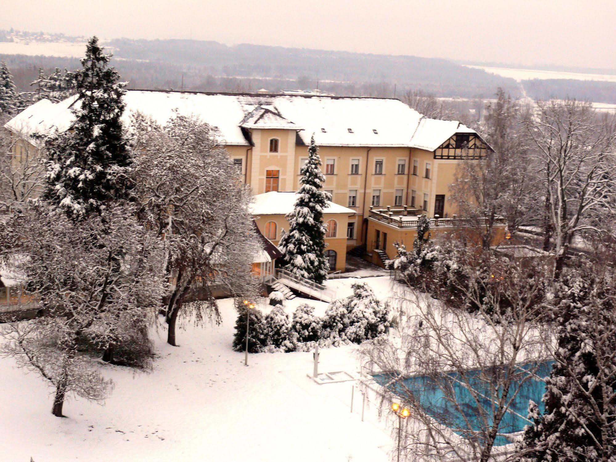 Hunguest Helios Heviz Hotell Exteriör bild